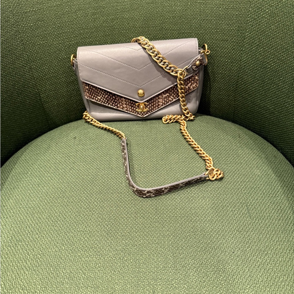 Chanel flap authentic